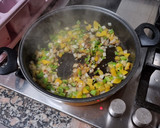 Foto del paso 2 de la receta: Garbanzos guisados con pollo y espinacas