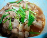 Hình bước làm 3 của món Thịt rang hành và cách trữ hành lá được lâu