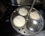 A picture of step 3 of Idli chutney sambar.