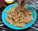 A picture of step 3 of Aloo Papdi chat.