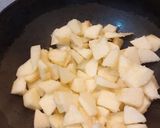 A picture of step 7 of Mini apple cinnamon pies.