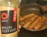 Foto del paso 4 de la receta: Hot Dog con cebolla caramelizada en Teriyaki al Curry