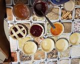 Foto langkah ke 5 dari resep Pie isi selai buah.