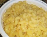 A picture of step 8 of Khaowsa with macaroni.