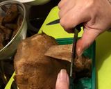 Foto del paso 2 de la receta: Hongos de pino (callampas) con champiñones París