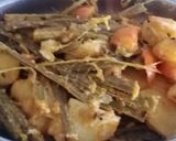 સરગવાની શીંગ બટાકા નું શાક(Saragva Shing Bataka Shak Recipe In Gujarati) રેસીપી સ્ટેપ3ફોટો