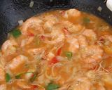 Foto langkah ke 6 dari resep Udang Asam Manis.