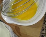 Foto del paso 7 de la receta: Tarta de nísperos con merengue