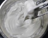 Foto langkah ke 3 dari resep Chiffon Coklat Susu.