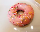 Φωτογραφία βήματος 5 της συνταγής Raspberry glaze donuts