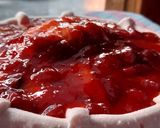 Foto langkah ke 7 dari resep Strawberry French Crepes Cake.