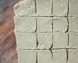 खुसखुशीत बाजरीच्या कापण्या.(Bajrichya Kapnya Recipe In Marathi) रेसिपी स्टेप 6 फोटो 