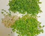 A picture of step 5 of Seasonal Fresh Tuver & hara Lehsan Ka Paratha.
