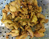 Foto langkah ke 5 dari resep 77. SAMBAL GORENG KULIT AYAM KRISPI PEDAS MANIS.