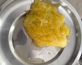 A picture of step 2 of Raw mango rice.