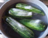 Foto del paso 1 de la receta: Zapallitos italianos rellenos