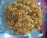 Foto langkah ke 4 dari resep Nasi goreng praktis.
