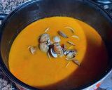 Foto del paso 7 de la receta: Sopa de almejas chirlas con toque de hierbabuena