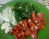 Foto langkah ke 1 dari resep Tumis ikan tongkol kukus.