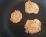 A picture of step 3 of Oaty Banana Pancakes.