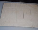 A picture of step 3 of Persian  zaban puff pastry.