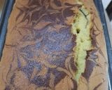 Foto langkah ke 7 dari resep 40. Classic Marble Buttercake.