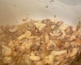 Foto del paso 2 de la receta: Potaje de garbanzos con setas y coliflor