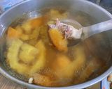 金鑽蔭鳳梨苦瓜雞湯（電鍋料理）的食譜步驟4照片
