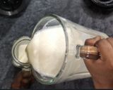 A picture of step 2 of Banana Milkshake.