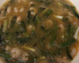 Foto del paso 6 de la receta: Tortilla de espárragos y gambas