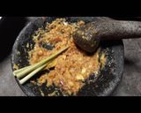 Foto langkah ke 2 dari resep Ayam Goreng Kuning.