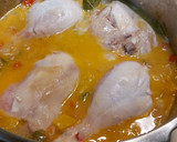 Foto del paso 4 de la receta: Pollo en salsa