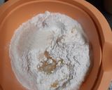 Foto langkah ke 1 dari resep Hotteok (Korean Sweet Pancake).