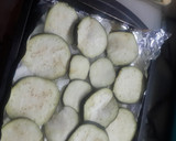 Foto del paso 2 de la receta: Pizza integral invertida de berenjenas masa sin levadura🍆🍆🍕🍕