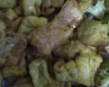 A picture of step 2 of Egg Paneer Cauliflower.