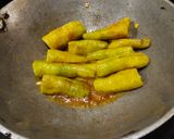 A picture of step 4 of Sindhi Karela Sabji.