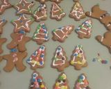A picture of step 6 of Gingerbread biscuits.