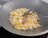 Foto langkah ke 3 dari resep Nasi Goreng Margarin.