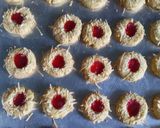 Foto langkah ke 5 dari resep Kue kering Thumbprint.