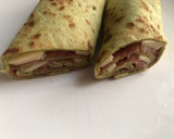 Foto del paso 4 de la receta: Wrap de espinacas con jamón ibérico y guacamole
