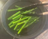 A picture of step 3 of Asparagus & Parma Ham.