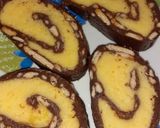Pas rețetă Prăjitură ruladă rece cu biscuiți și cremă cremșnit 3 fotografie