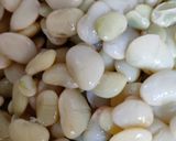 A picture of step 1 of Lima beans sabji.