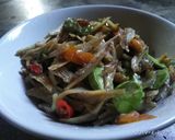 Foto langkah ke 4 dari resep Ikan teri dan pete.