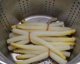 Une image de l'étape 3 de Asperges à la Vapeur.