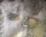 Foto del paso 2 de la receta: Papas crocantes tipo papas rotas. Veganas 4 ingredientes