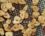 Foto langkah ke 4 dari resep Kacang Kedelai Goreng.