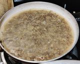 A picture of step 3 of Chicken Hareesa.