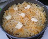 Foto del paso 2 de la receta Pastel de patata con salsa boloñesa a los 5 quesos