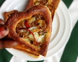 A picture of step 10 of Bread pizza.